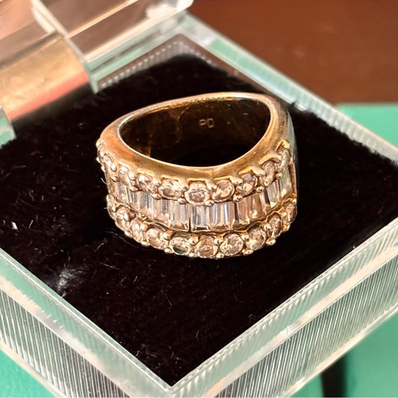 Infinity-style Cocktail Ring. - Picture 2 of 8